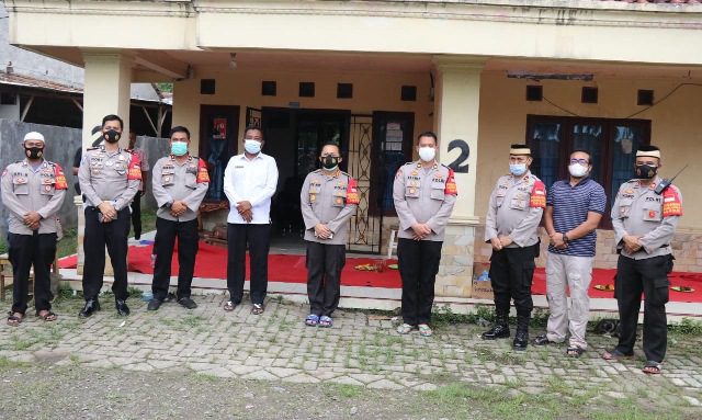 KAPOLRESTA SILATURAHMI KE DESA JAMBE Kapolresta Ajak Masyarakat Disiplin Prokes