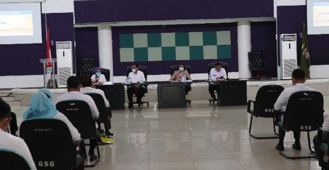 Rapat Evaluasi Penanganan COVID-19 Sekda : Camat dan OPD Diminta Terus Cegah Penyebaran Covid