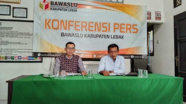 KONFERENSI PERS