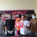 KONFERENSI PERS PENGEDAR SABU (3)