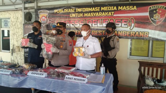Kawanan Pencuri (6)