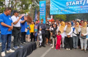 Ribuan Warga Ramai-ramai Ikuti Banten Fun Walk Pokja Wartawan Banten