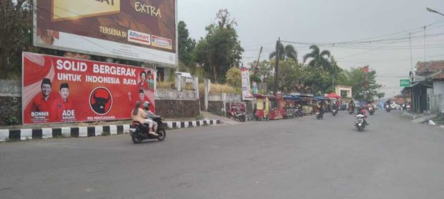 Baliho Lebak