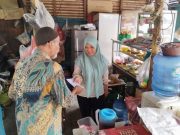 Pedagang Pasar Kuta Bumi