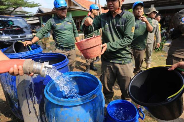 kekeringan di tangsel (2)